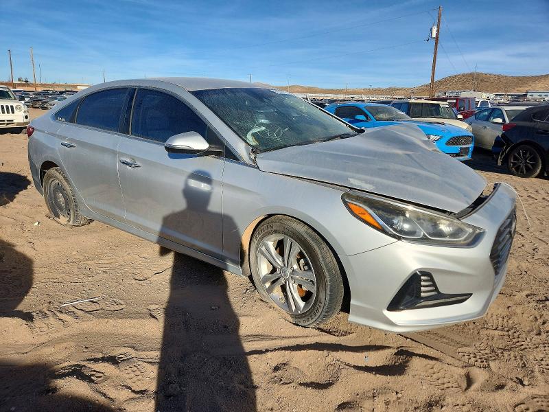 Photo 4 from auction – 2018 HYUNDAI SONATA with VIN 5NPE34AF3JH657905