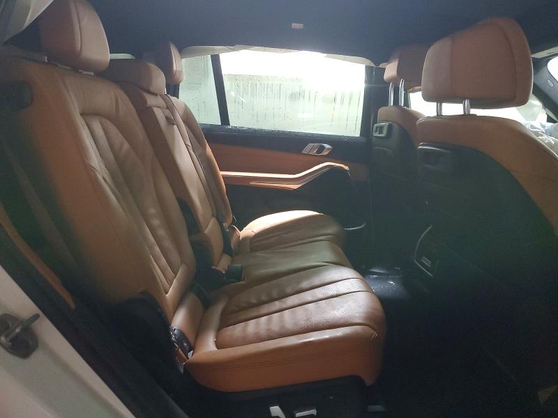 Photo 10 from auction – 2022 BMW X7 XDRIVE4 with VIN 5UXCW2C04N9L82652