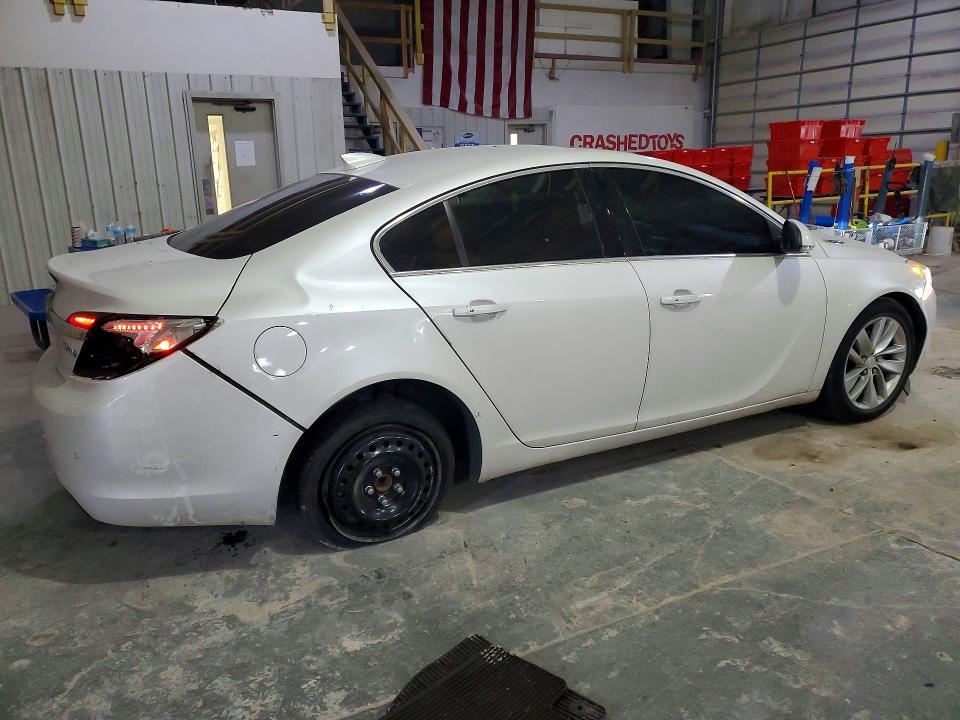 Photo 3 from auction – 2017 BUICK REGAL with VIN 2G4GR5GX7H9133730
