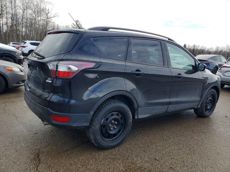 Photo 3 from auction – 2017 FORD ESCAPE SE with VIN 1FMCU0G96HUD69015