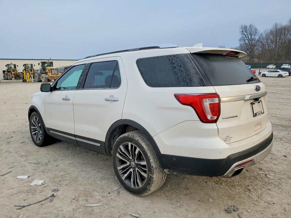 Photo 2 from auction – 2017 FORD EXPLORER with VIN 1FM5K8HT1HGE22032