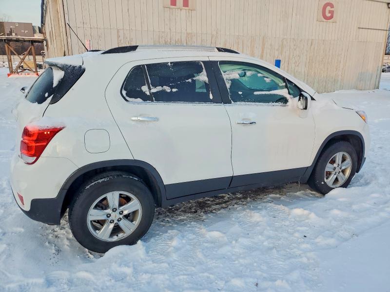 Photo 3 from auction – 2020 CHEVROLET TRAX 1LT with VIN KL7CJPSB8LB084415