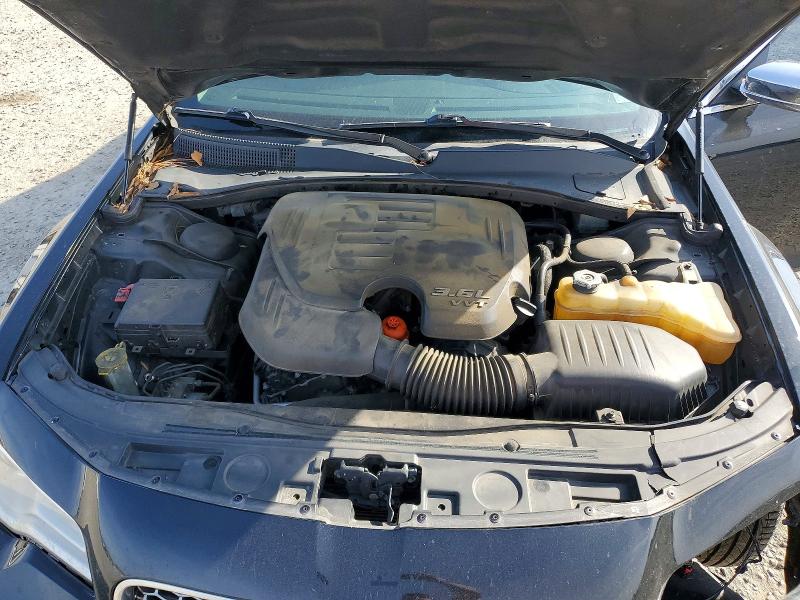 Photo 11 from auction – 2018 CHRYSLER 300 with VIN 2C3CCAAG5JH283535
