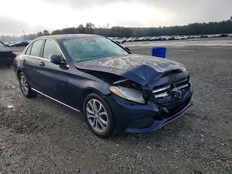 Photo 4 from auction – 2016 MERCEDES-BENZ C 300 4MAT with VIN 55SWF4KB2GU137692