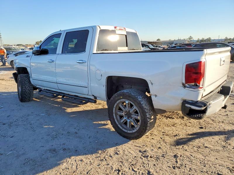 Photo 2 from auction – 2017 CHEVROLET SILVERADO with VIN 3GCUKSEC3HG178339
