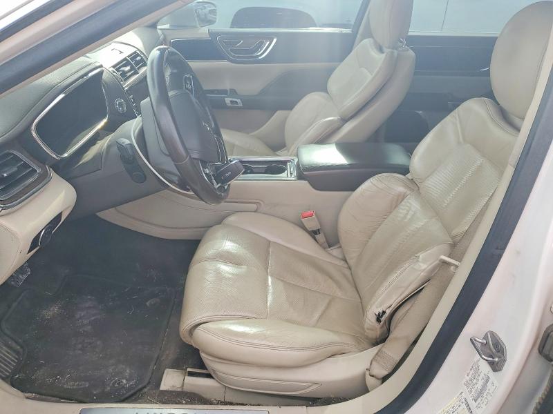 Photo 7 from auction – 2017 LINCOLN CONTINENTAL with VIN 1LN6L9SP5H5601415