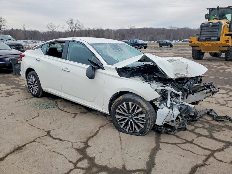 Photo 4 from auction – 2025 NISSAN ALTIMA with VIN 1N4BL4DWXSN340631