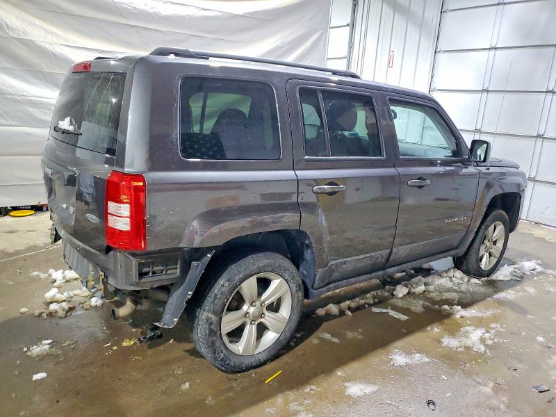 Photo 3 from auction – 2016 JEEP PATRIOT LA with VIN 1C4NJRFB5GD558137