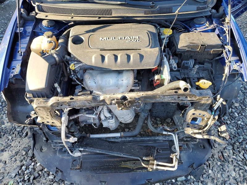 Photo 11 from auction – 2015 CHRYSLER 200 LIMITE with VIN 1C3CCCAB1FN675054