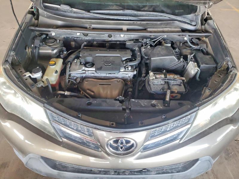 Photo 11 from auction – 2015 TOYOTA RAV4 XLE with VIN 2T3RFREVXFW293800