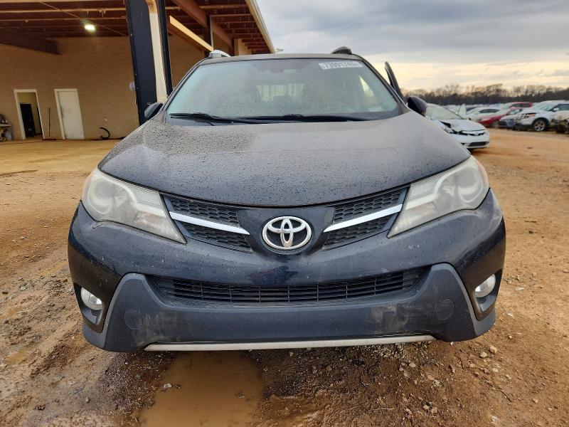 Photo 5 from auction – 2015 TOYOTA RAV4 LIMIT with VIN 2T3YFREV3FW206413