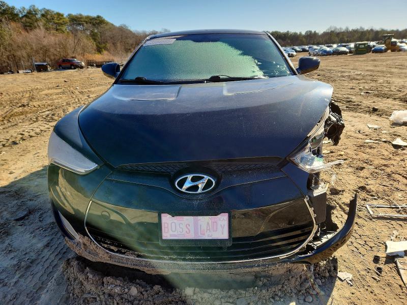 Photo 5 from auction – 2015 HYUNDAI VELOSTER with VIN KMHTC6AD0FU232037