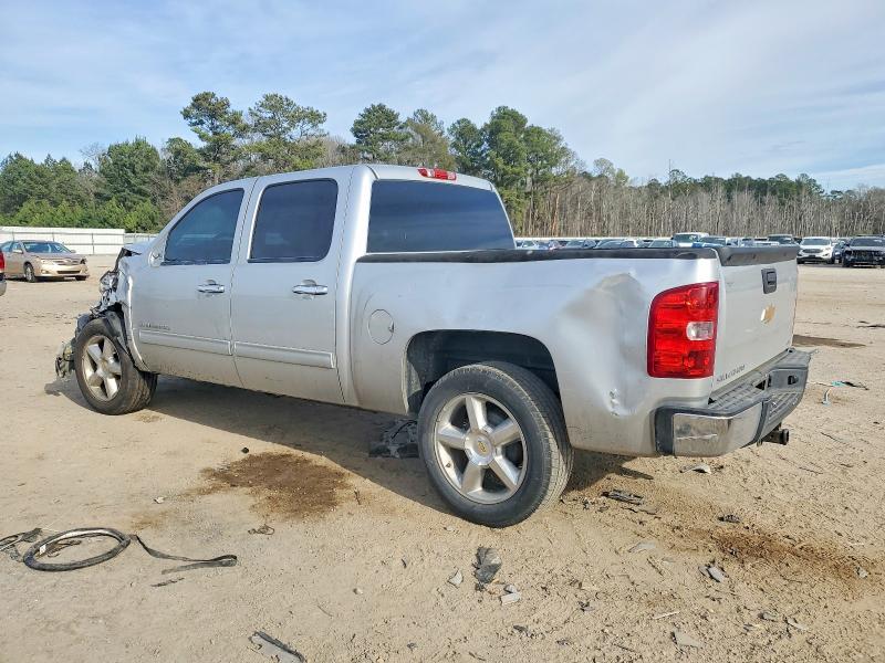Photo 2 from auction – 2013 CHEVROLET SILVERADO with VIN 3GCPCSE05DG121358