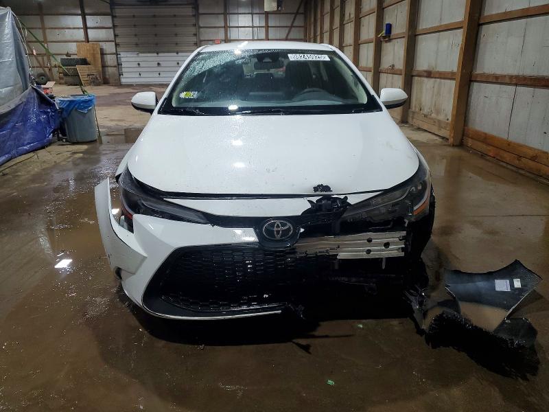 Photo 5 from auction – 2022 TOYOTA COROLLA LE with VIN 5YFEPMAE3NP297300