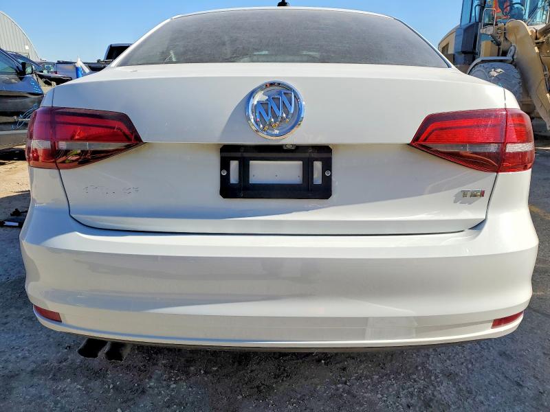 Photo 6 from auction – 2017 VOLKSWAGEN JETTA with VIN 3VWDB7AJXHM338619