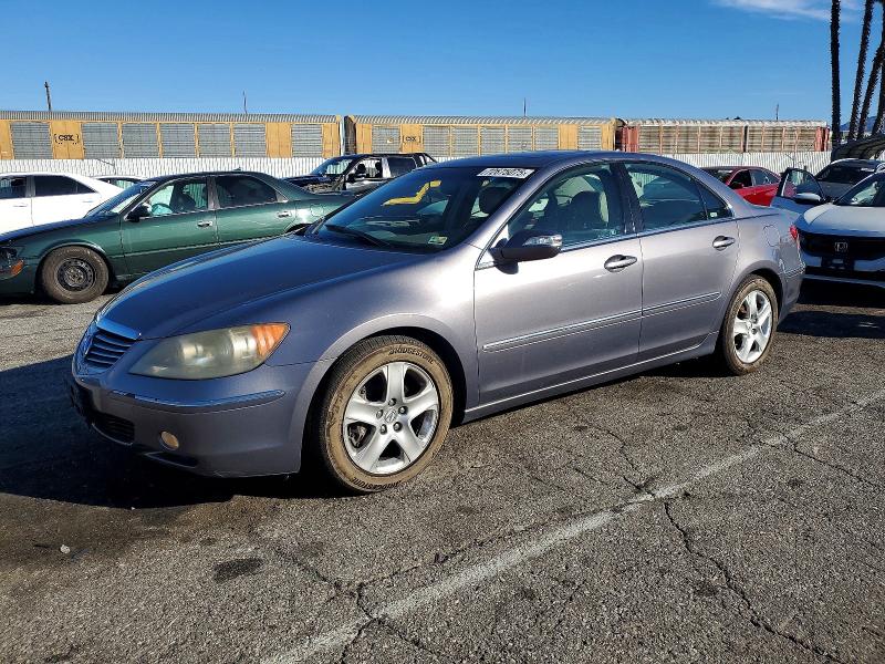ACURA RL 2005 with VIN JH4KB16535C013227 - Photo from auction