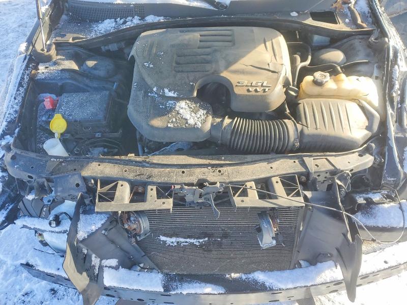 Photo 11 from auction – 2019 CHRYSLER 300 LIMITE with VIN 2C3CCAKG1KH690932