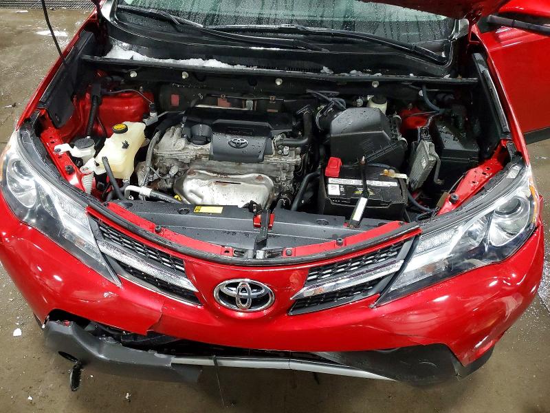 Foto 12 de la subasta – 2015 TOYOTA RAV4 con VIN 2T3RFREV0FW306165
