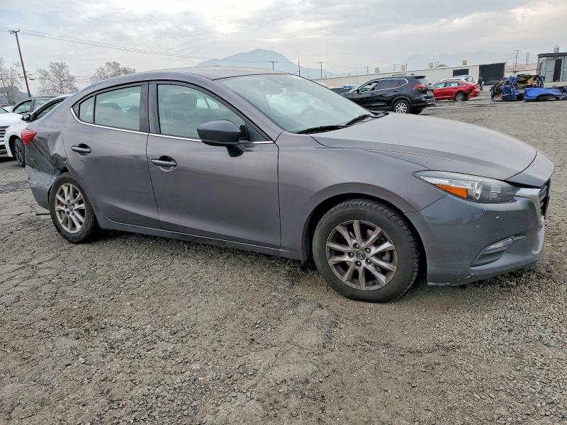 Photo 4 from auction – 2018 MAZDA 3 SPORT with VIN 3MZBN1U76JM239118