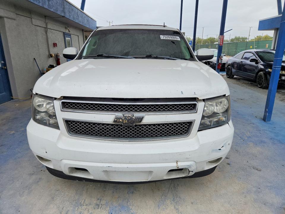 Photo 5 from auction – 2008 CHEVROLET TAHOE with VIN 1GNFC13008R257077