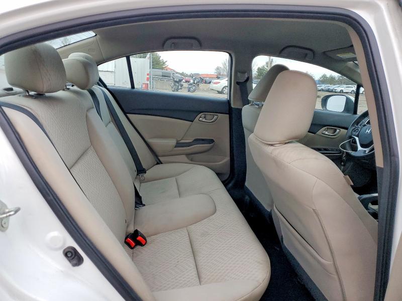Photo 10 from auction – 2015 HONDA CIVIC LX with VIN 19XFB2F55FE292411