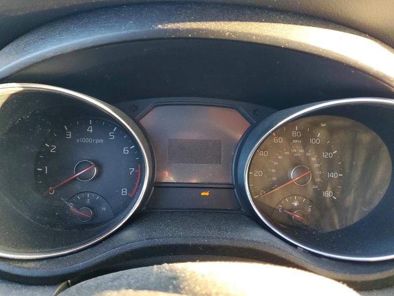Photo 9 from auction – 2017 KIA SEDONA with VIN KNDMA5C13H6285611
