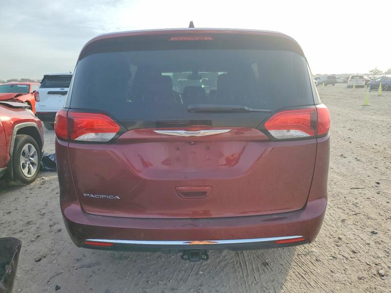 Photo 6 from auction – 2017 CHRYSLER PACIFICA T with VIN 2C4RC1BG3HR670061