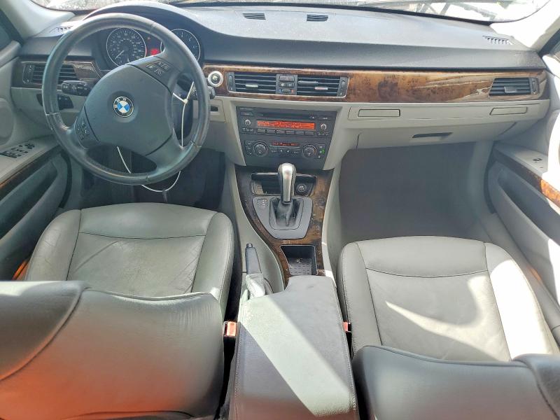 Photo 8 from auction – 2006 BMW 325 I with VIN WBAVB13566PT00152