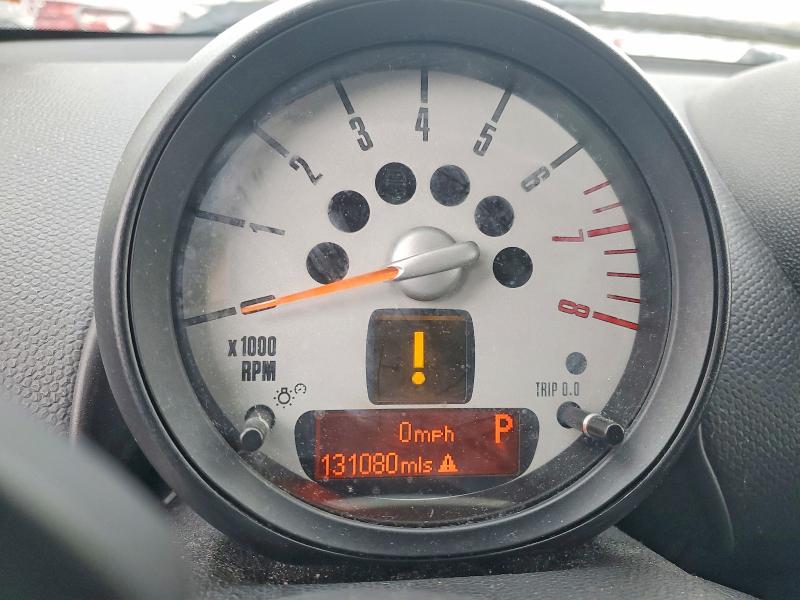 Photo 9 from auction – 2011 MINI COOPER COU with VIN WMWZC5C57CWL61601