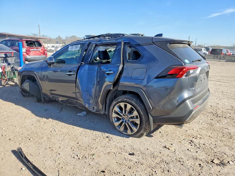 Photo 2 from auction – 2023 TOYOTA RAV4 with VIN JTMY1RFV4PD100774