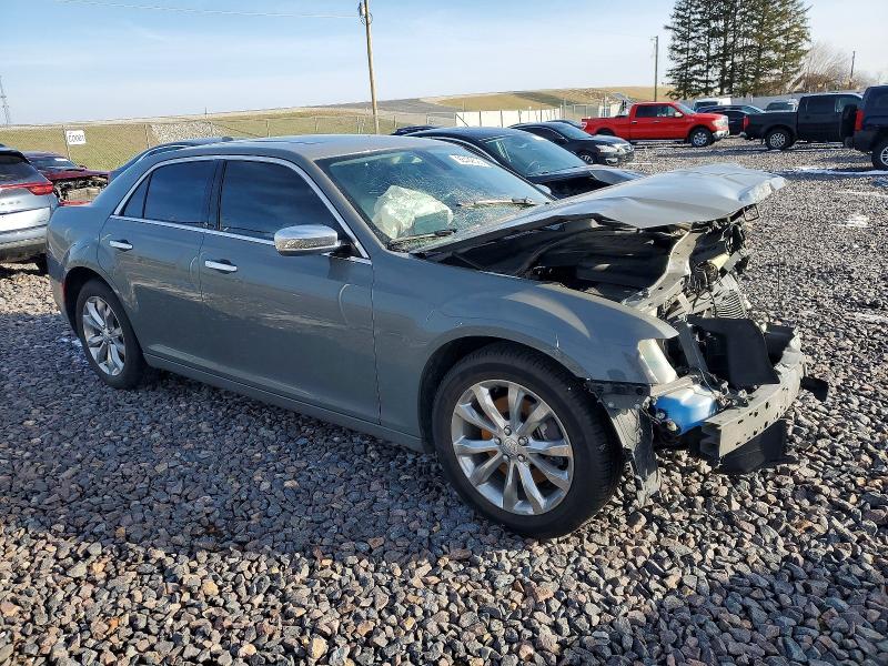 Photo 4 from auction – 2018 CHRYSLER 300 LIMITE with VIN 2C3CCAKG5JH191808