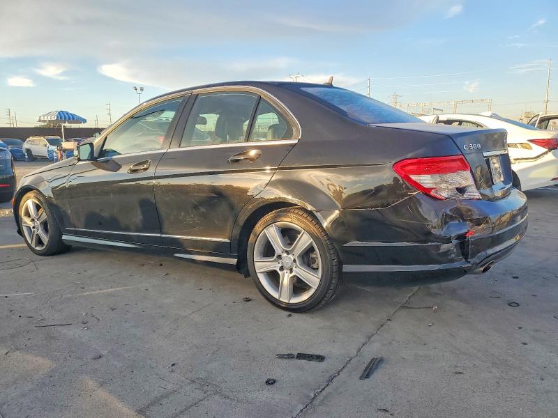 Photo 2 from auction – 2011 MERCEDES-BENZ C 300 with VIN WDDGF5EB0BR185367