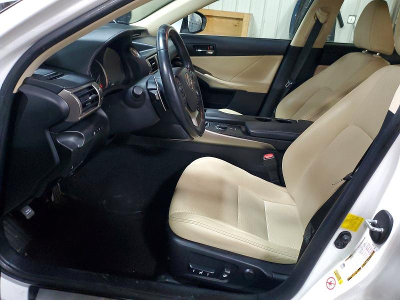 Photo 7 from auction – 2015 LEXUS IS with VIN JTHCF1D28F5016356