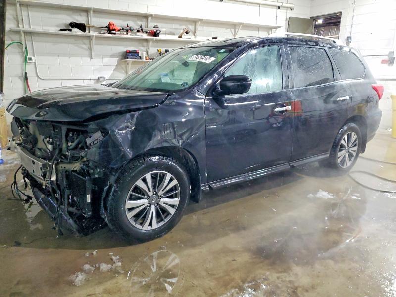 NISSAN PATHFINDER 2017 with VIN 5N1DR2MMXHC622482 - Photo from auction