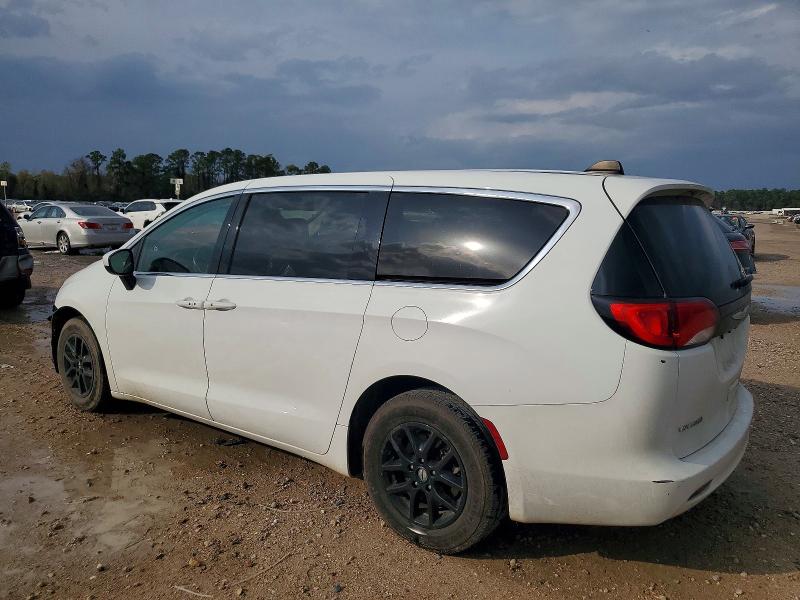 Photo 2 from auction – 2022 CHRYSLER VOYAGER with VIN 2C4RC1CGXNR218571
