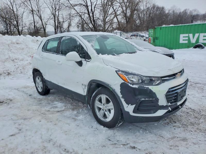 Photo 4 from auction – 2018 CHEVROLET TRAX LS with VIN KL7CJNSB1JB604536