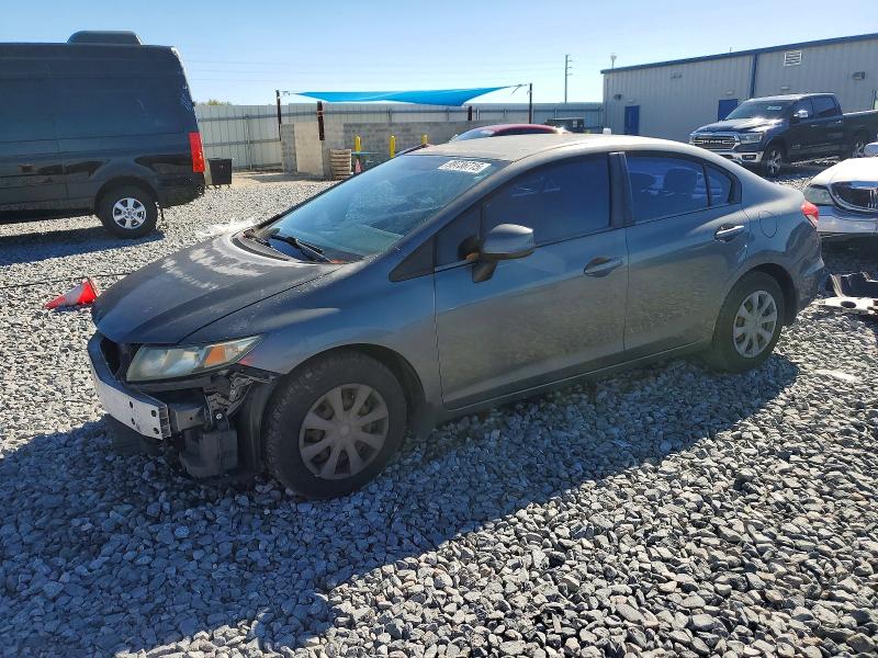 HONDA CIVIC LX 2013 with VIN 19XFB2F5XDE011538 - Photo from auction