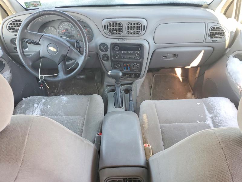 Photo 8 from auction – 2005 CHEVROLET TRAILBLAZER with VIN 1GNDT13S452196619