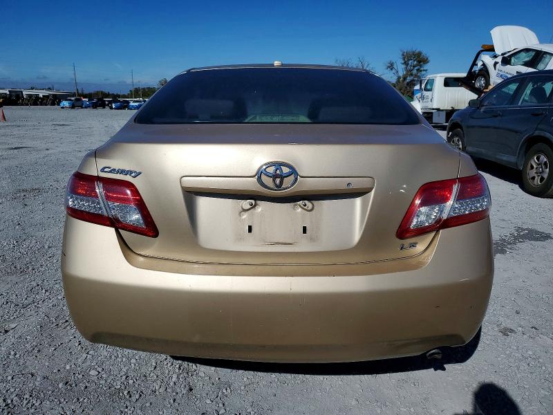 Zdjęcie 6 z aukcji – 2011 TOYOTA CAMRY z VIN 4T1BF3EK4BU642053