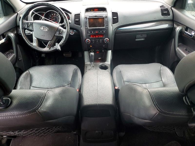 Photo 8 from auction – 2011 KIA SORENTO with VIN 5XYKU4A25BG145200