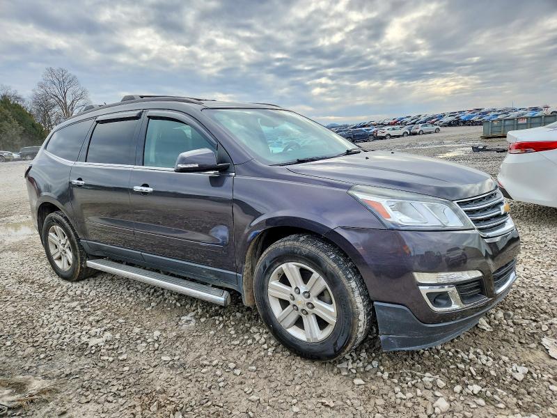 Photo 4 from auction – 2013 CHEVROLET TRAVERSE L with VIN 1GNKVGKD5DJ146954