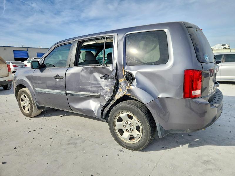 Photo 2 from auction – 2014 HONDA PILOT LX with VIN 5FNYF3H24EB012914