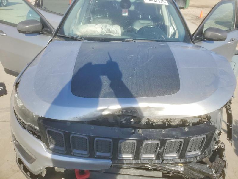Photo 11 from auction – 2020 JEEP COMPASS with VIN 3C4NJDDBXLT177863