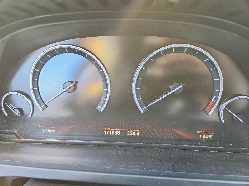 Photo 9 from auction – 2011 BMW 740 LI with VIN WBAKB4C55BC574562