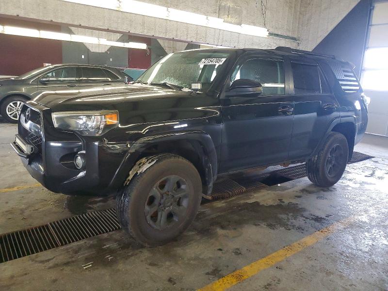 TOYOTA 4RUNNER 2014 with VIN JTEBU5JR1E5166833 - Photo from auction
