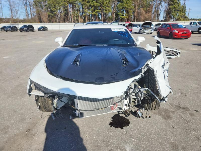 Photo 5 from auction – 2018 CHEVROLET CAMARO with VIN 1G1FH1R75J0100534