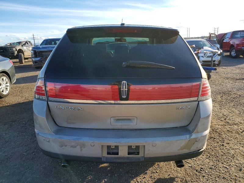Photo 6 from auction – 2007 LINCOLN MKX with VIN 2LMDU68C07BJ02558