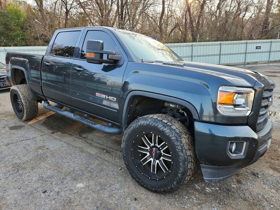 Photo 4 from auction – 2018 GMC SIERRA with VIN 1GT12TEY2JF250563