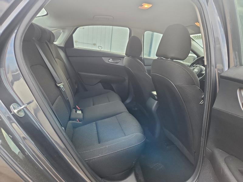 Photo 10 from auction – 2021 KIA FORTE FE with VIN 3KPF24AD1ME347251