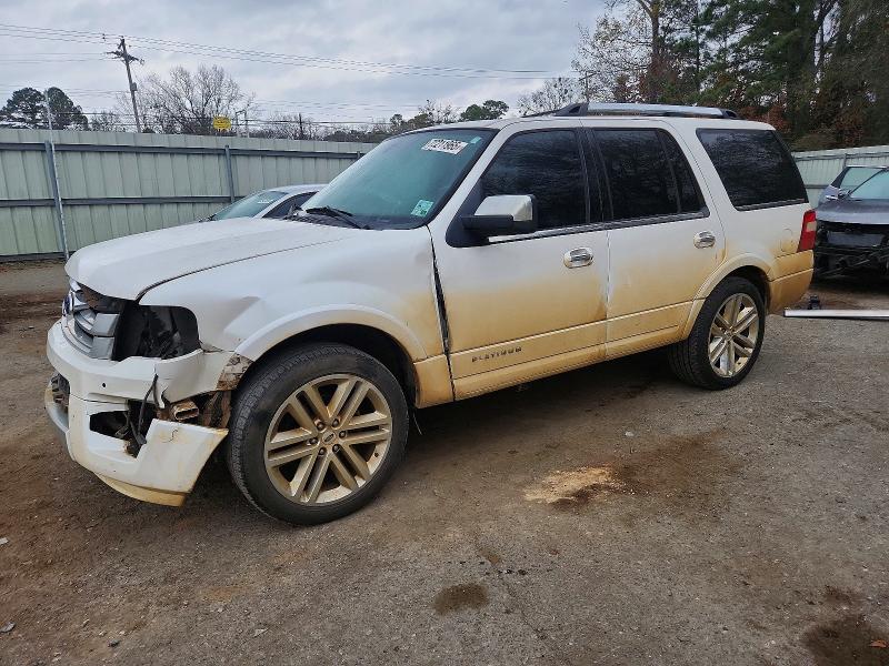 FORD EXPEDITION 2015 con VIN 1FMJU1LT5FEF37359 - Foto de la subasta